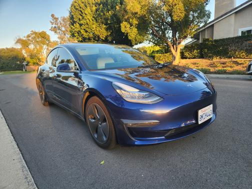 2019 Tesla Model 3 Long Range