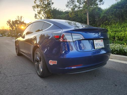 2019 Tesla Model 3 Long Range