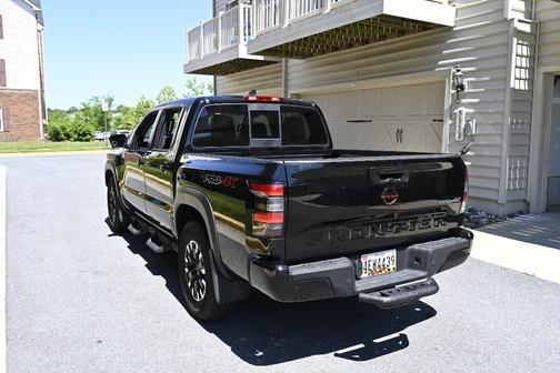 Black 2022 Nissan Frontier PRO-4X
