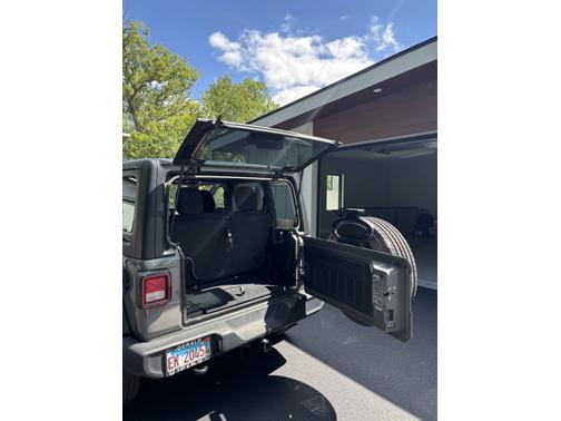 2021 Jeep Wrangler Sport