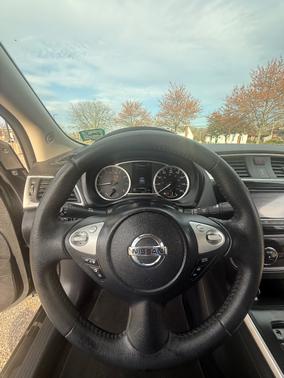 Black 2018 Nissan Sentra SV