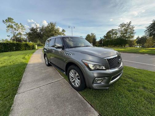 Gray 2017 INFINITI QX80 Base
