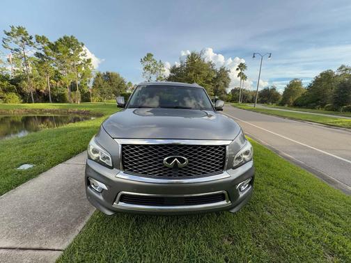 Gray 2017 INFINITI QX80 Base