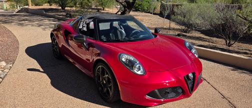 2018 Alfa Romeo 4C Spider Base