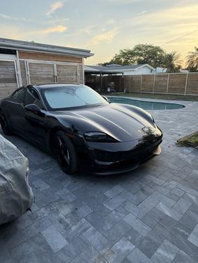 2021 Porsche Taycan 4S