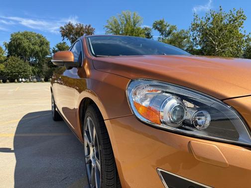 Orange 2011 Volvo S60 T6