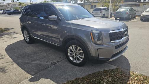 2022 Kia Telluride LX