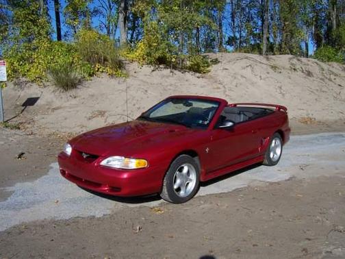 1998 Ford Mustang Base
