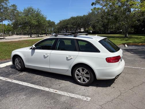 2010 Audi A4 2.0T Premium quattro