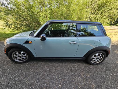 2012 MINI Cooper Base