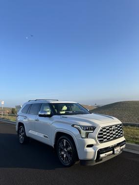 2023 Toyota Sequoia Capstone