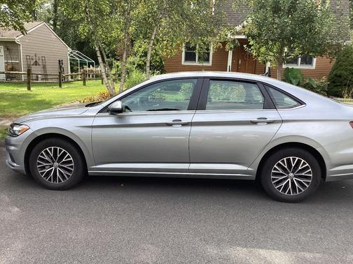 Silver 2021 Volkswagen Jetta 1.4T S