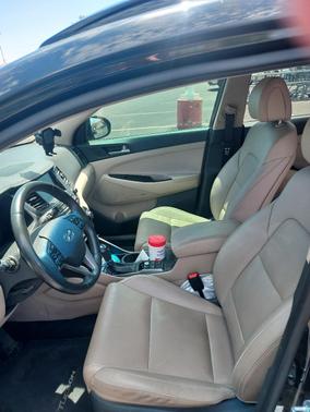 Black 2018 Hyundai TUCSON Limited
