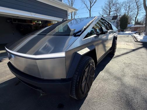 2024 Tesla Cybertruck AWD