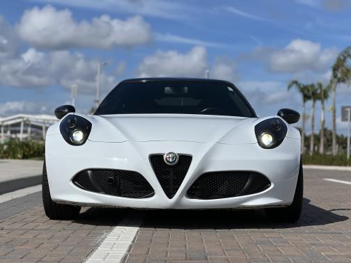 2015 Alfa Romeo 4C Base