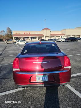 2017 Chrysler 300C Base