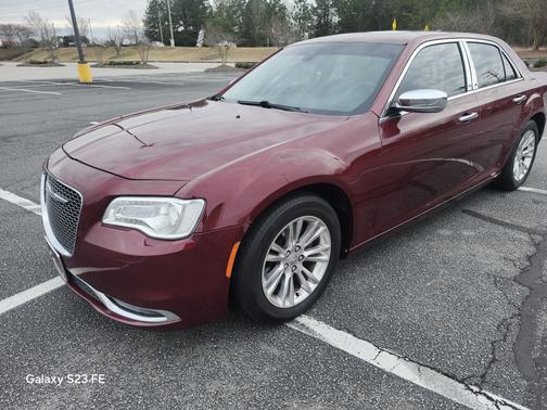 2017 Chrysler 300C Base