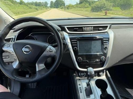 Gray 2017 Nissan Murano Platinum