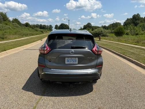 Gray 2017 Nissan Murano Platinum