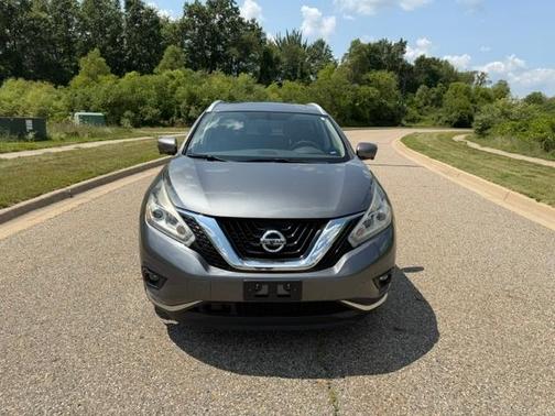 Gray 2017 Nissan Murano Platinum
