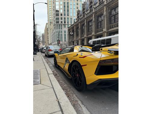 2020 Lamborghini Aventador SVJ Base