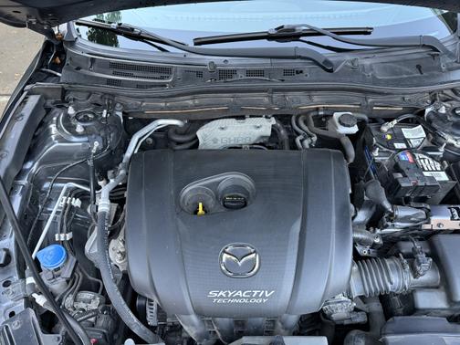 2015 Mazda Mazda3 i Grand Touring