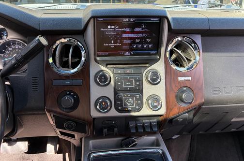 White 2013 Ford F-450 Lariat