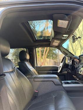 White 2013 Ford F-450 Lariat
