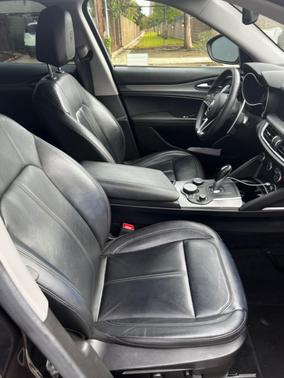 2019 Alfa Romeo Stelvio Sport