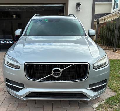 Silver 2018 Volvo XC90 T5 Momentum