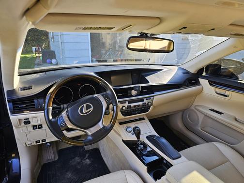 2013 Lexus ES 350 Base