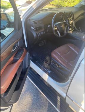 White 2015 Cadillac Escalade Premium
