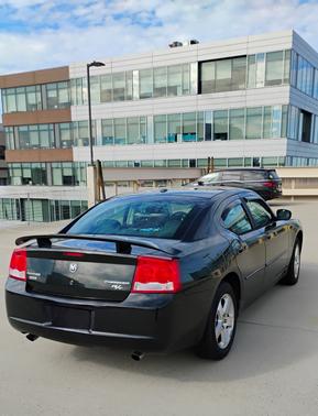 Black 2009 Dodge Charger R/T