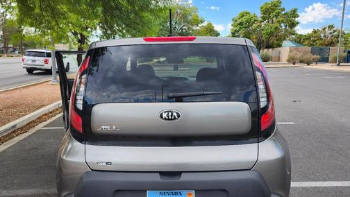 Gray 2014 Kia Soul +