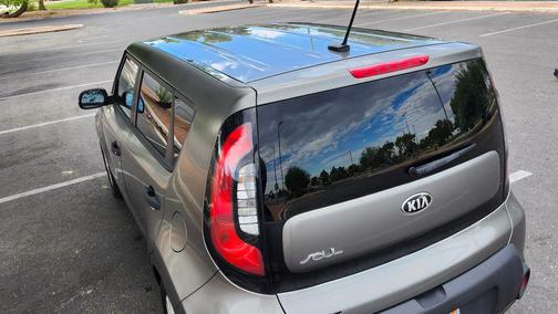 Gray 2014 Kia Soul +
