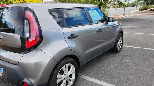 Gray 2014 Kia Soul +