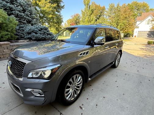 Silver 2016 INFINITI QX80 Base