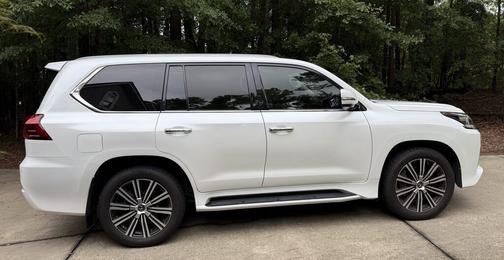 2020 Lexus LX 570 Two-Row