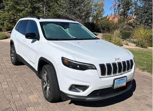 White 2022 Jeep Cherokee Limited