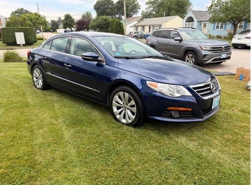 Blue 2009 Volkswagen CC Sport