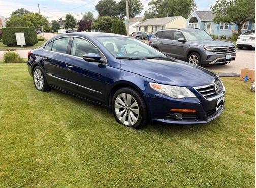 Blue 2009 Volkswagen CC Sport