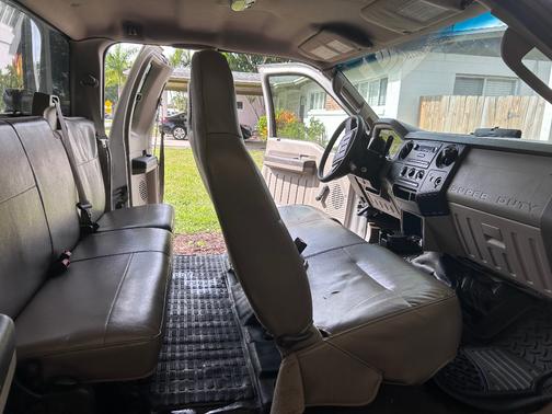 2008 Ford F-250 XL SuperCab Super Duty