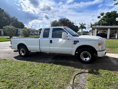 2008 Ford F-250 XL SuperCab Super Duty