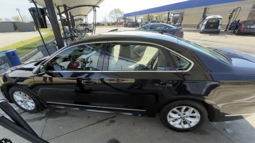 2017 Volkswagen Passat 1.8T S