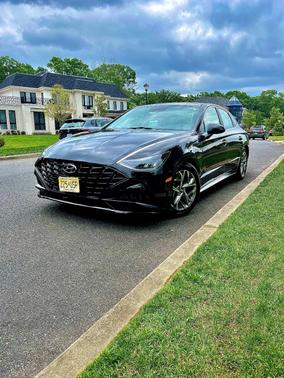 Black 2020 Hyundai SONATA SEL