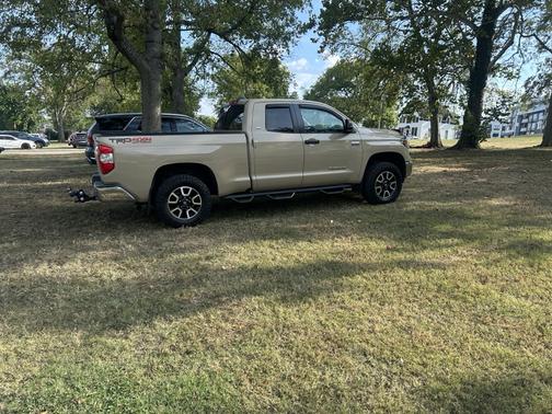 2020 Toyota Tundra SR5
