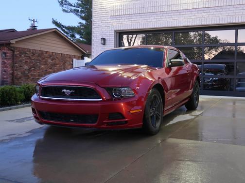 2014 Ford Mustang V6