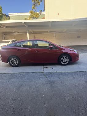 2017 Toyota Prius Two