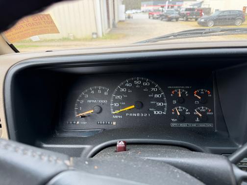 1999 Chevrolet Tahoe Base