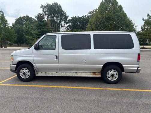 Silver 2012 Ford E350 Super Duty XLT